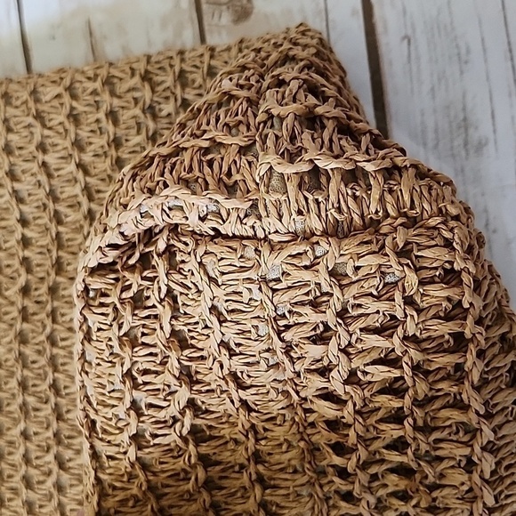 Time and Tru Tan Woven Tote with "Vacay" in Purple - Picture 6 of 12